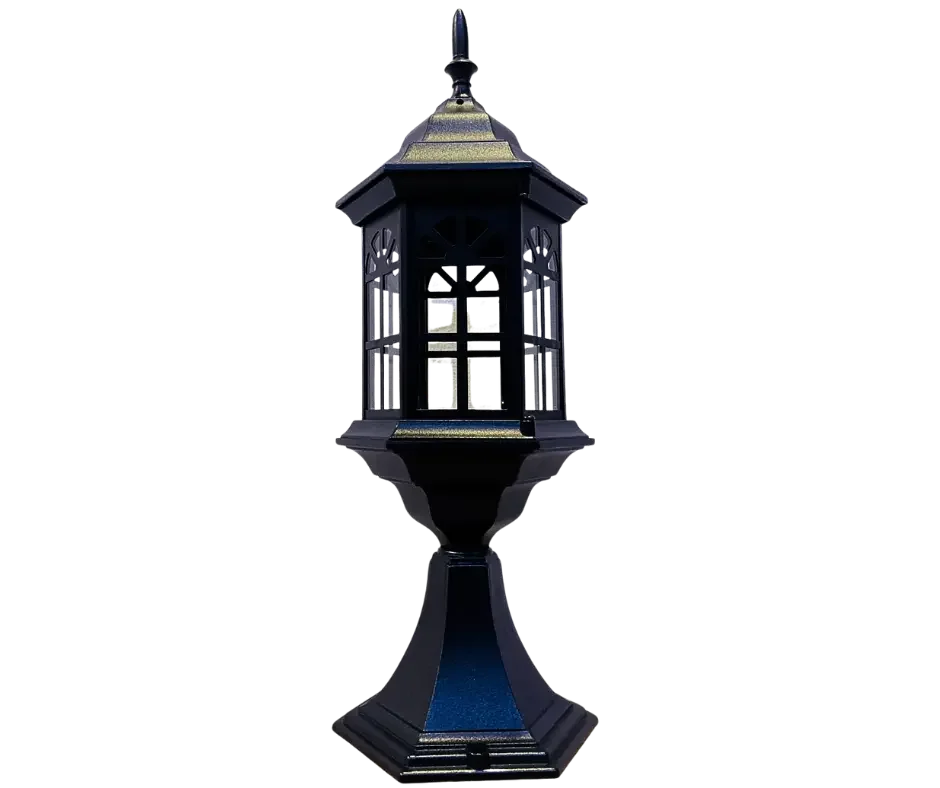 Classic Outdoor Garden Post Lamp