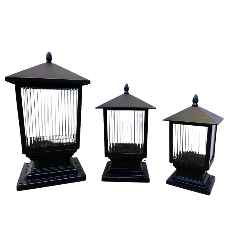 Elegant Outdoor Garden Lamp Post